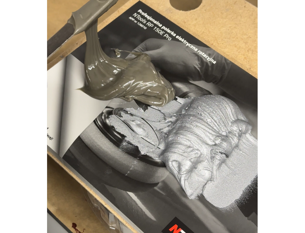 APP Epoxy Putty 2:1 – Epoxidový tmel Studený cín, sada 1,5 kg