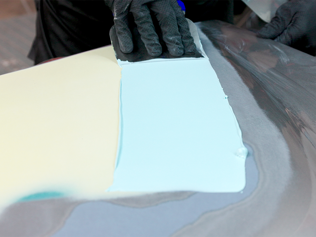 APP Poly Plast Finisher - Jemnozrnný univerzálny polyesterový tmel